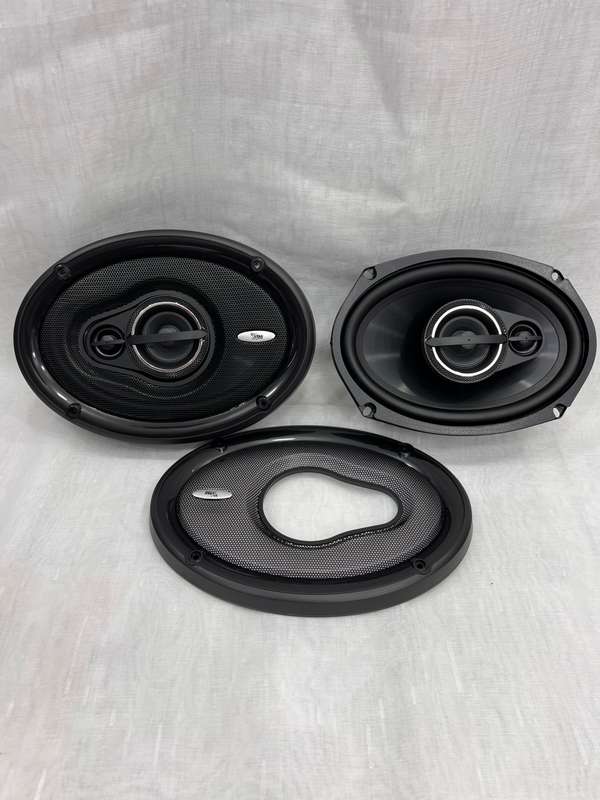 Starsound Digital SSD-6930 6x9" 100w rms 3way Speakers
